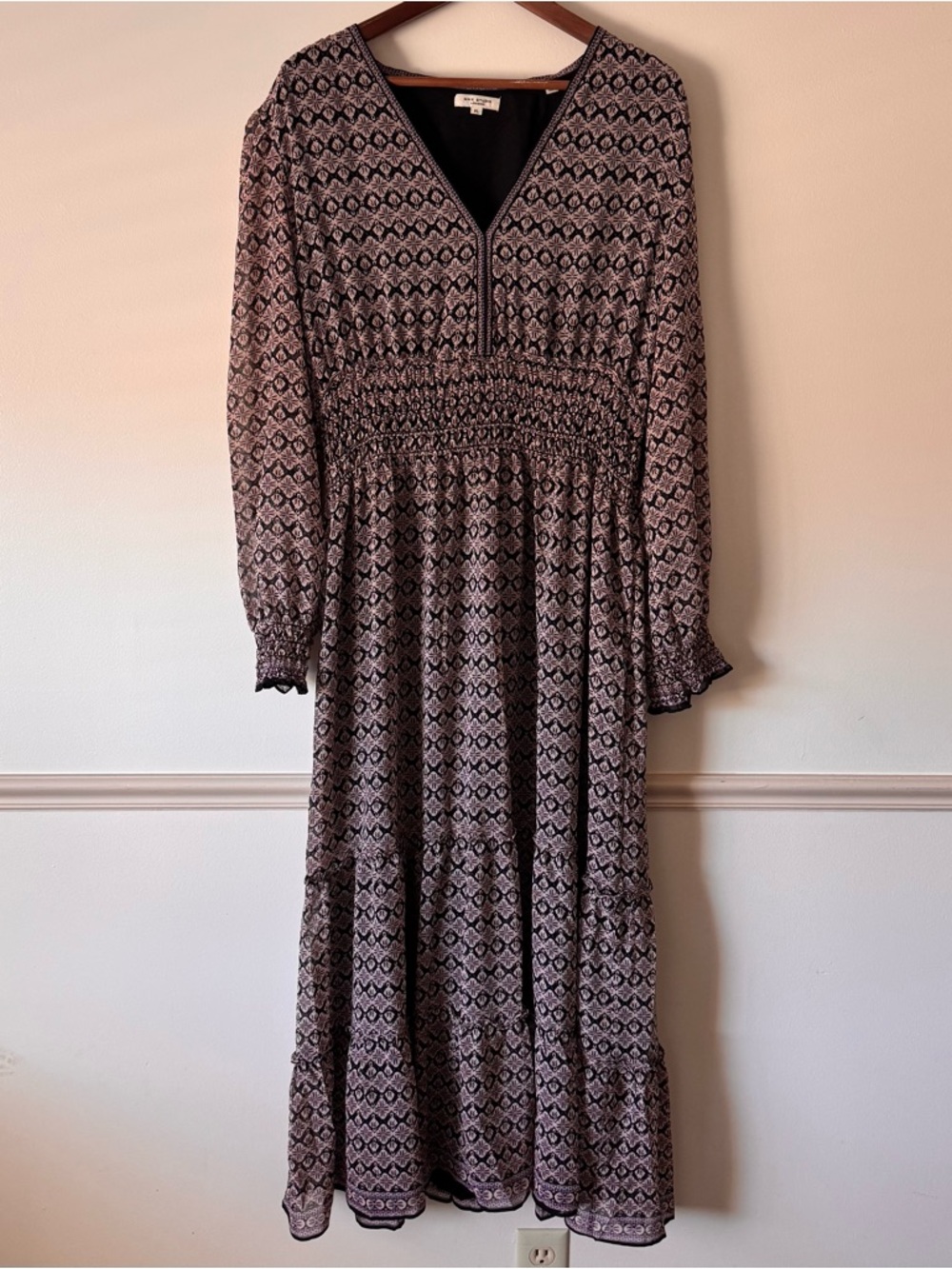 Max Studio Women's V-Neck Maxi Dress Size XL Long Sleeve